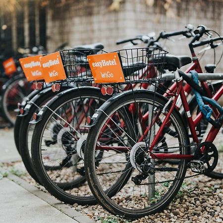 Easyhotel Berlin Hackescher Markt Bagian luar foto