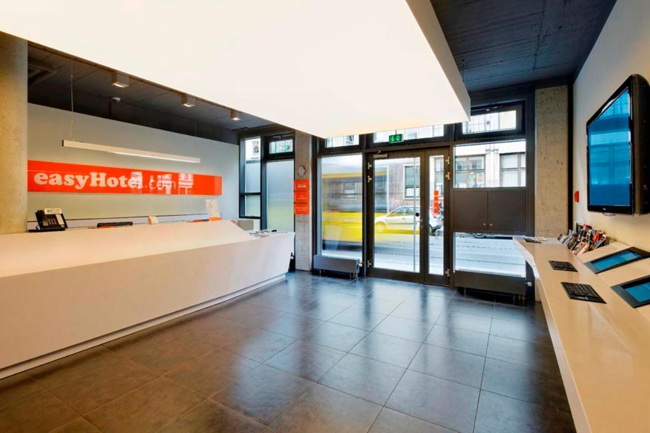 Easyhotel Berlin Hackescher Markt Bagian luar foto