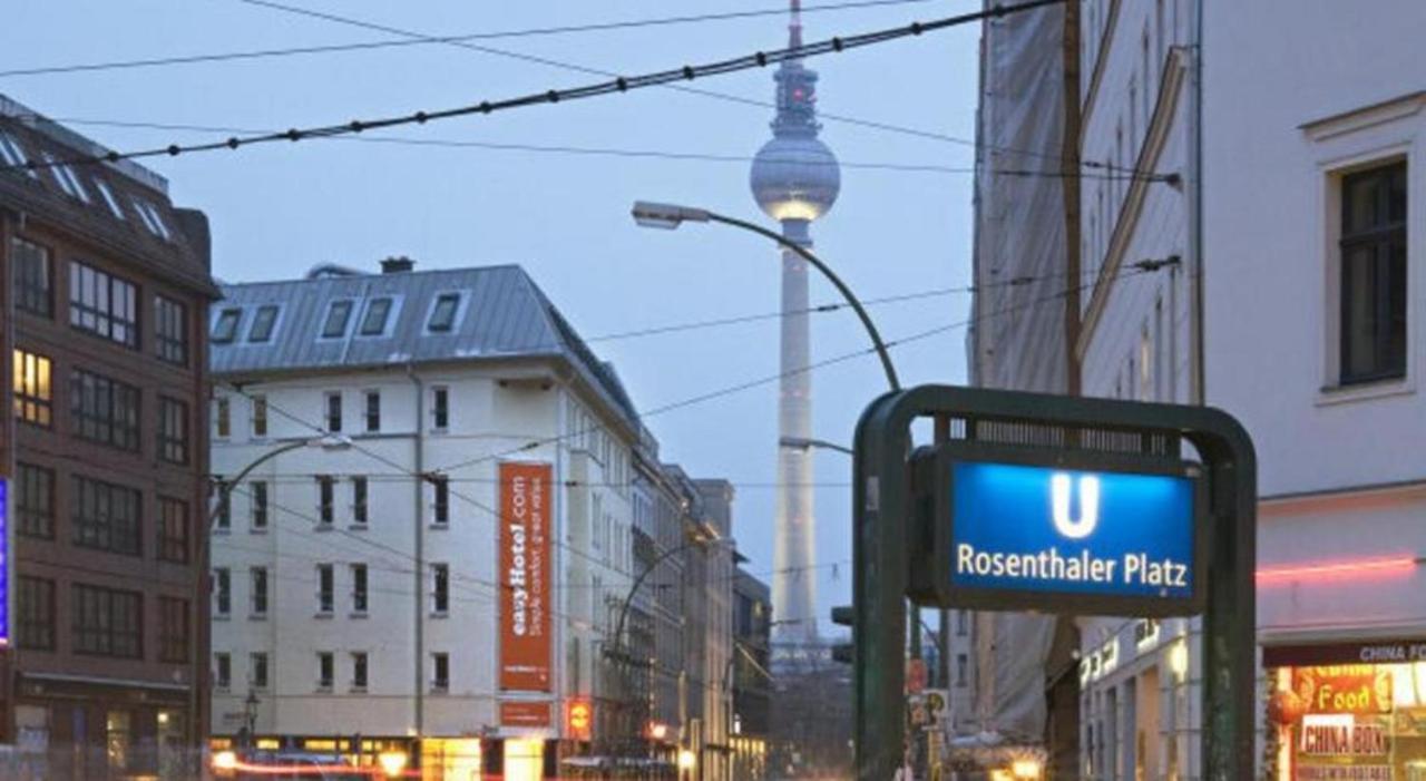 Easyhotel Berlin Hackescher Markt Bagian luar foto