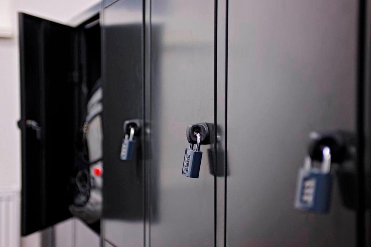 Easyhotel Berlin Hackescher Markt Bagian luar foto