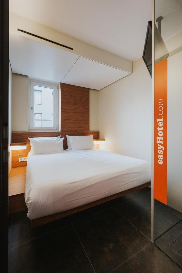 Easyhotel Berlin Hackescher Markt Bagian luar foto
