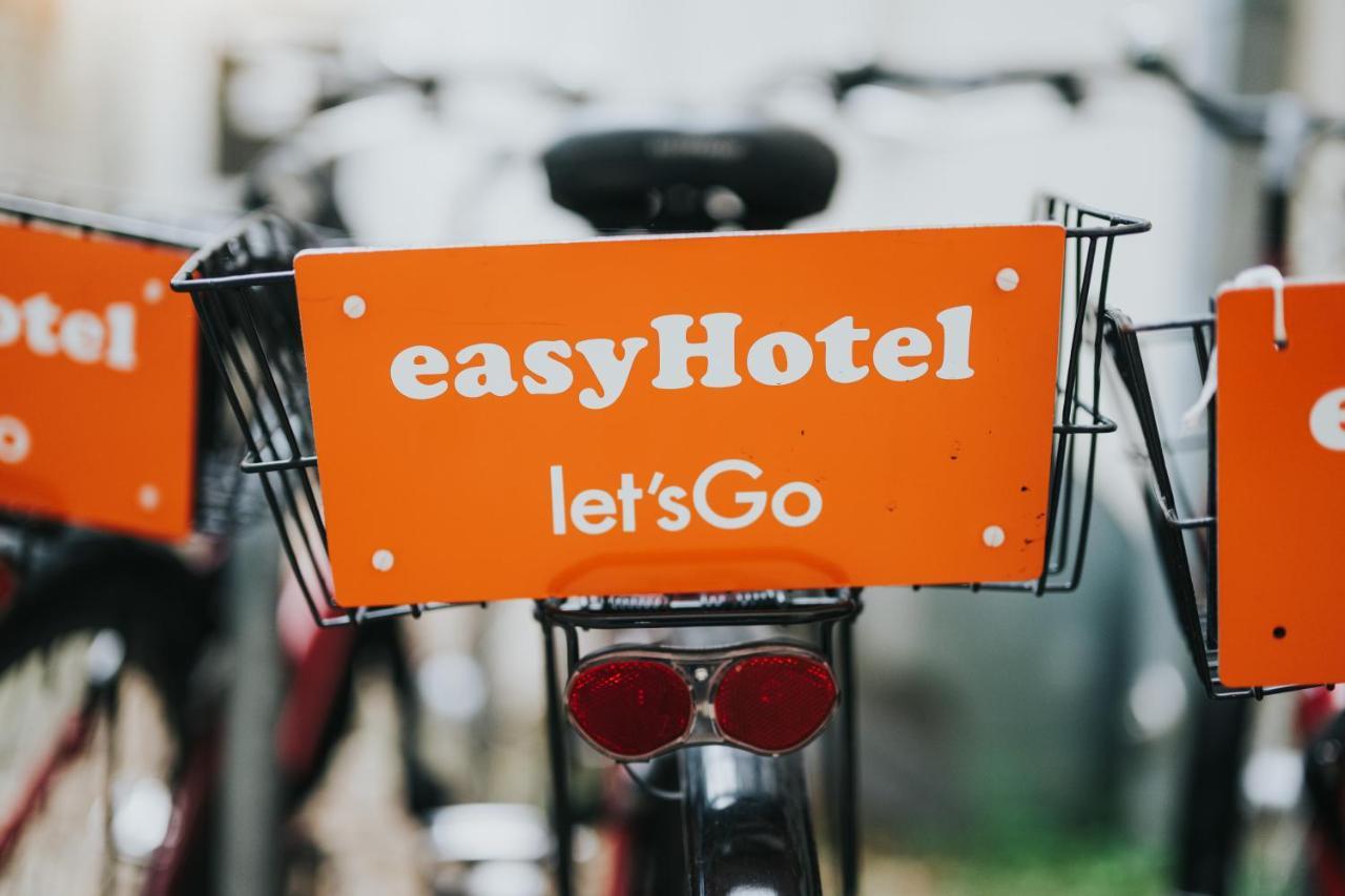 Easyhotel Berlin Hackescher Markt Bagian luar foto