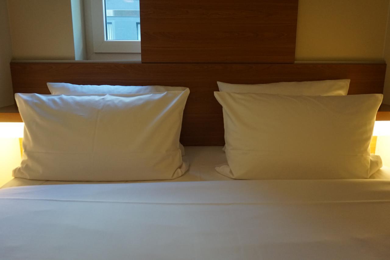 Easyhotel Berlin Hackescher Markt Bagian luar foto